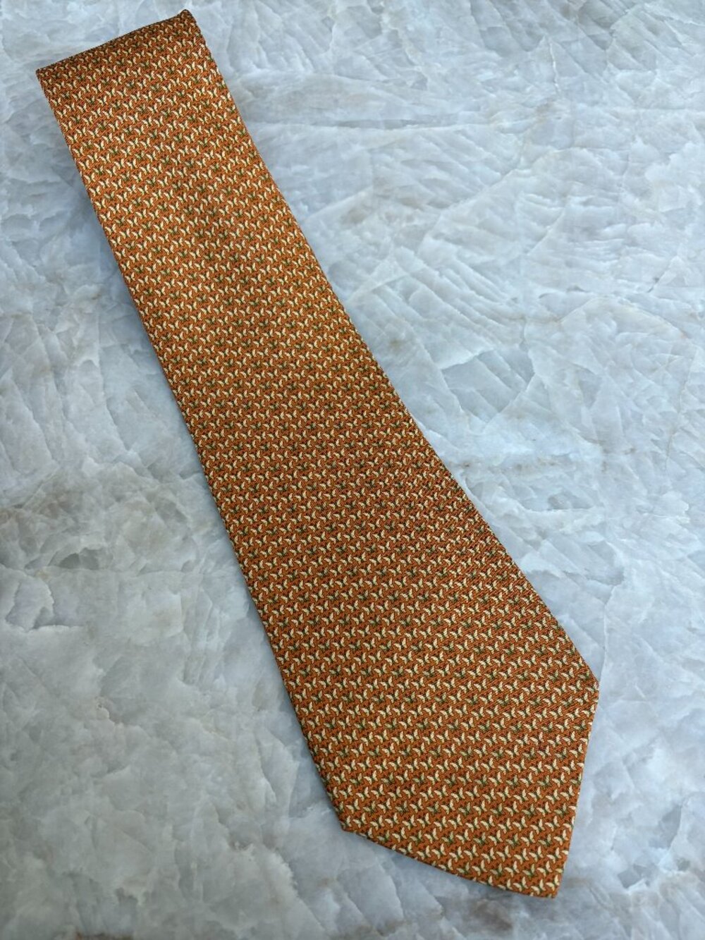 Salvatore Ferragamo Men's 100% Silk Necktie